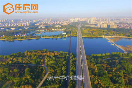 众心路3楼，3室2厅1卫43.8万98m2出售